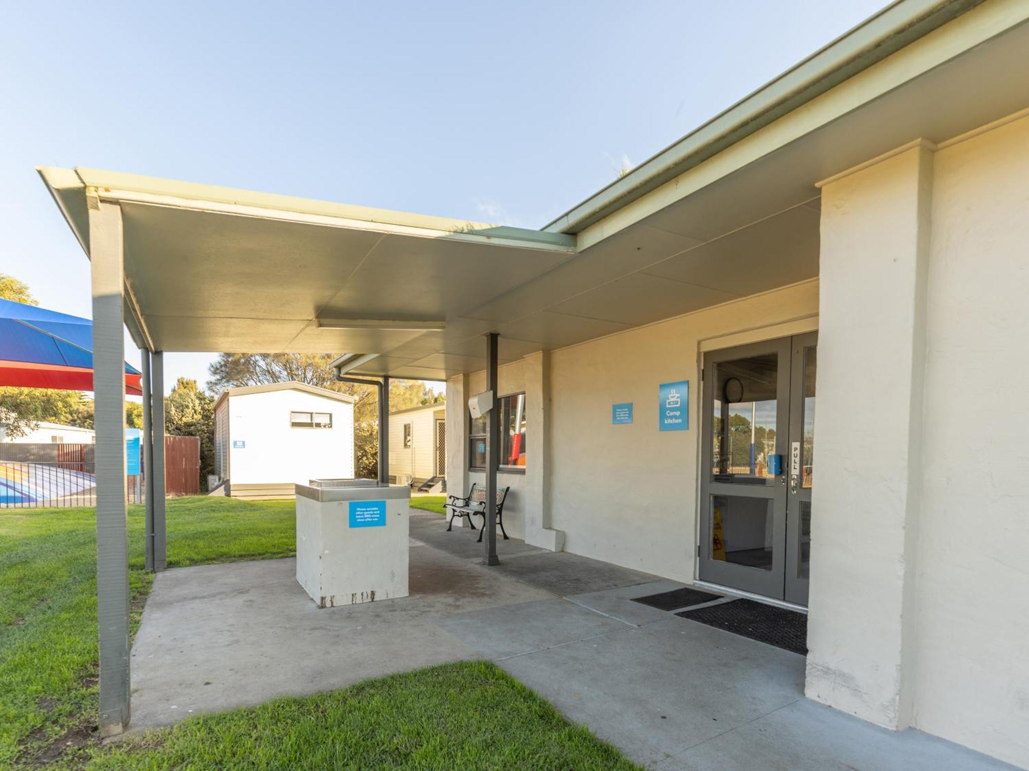 Nrma Warrnambool Riverside Holiday Park Zewnętrze zdjęcie